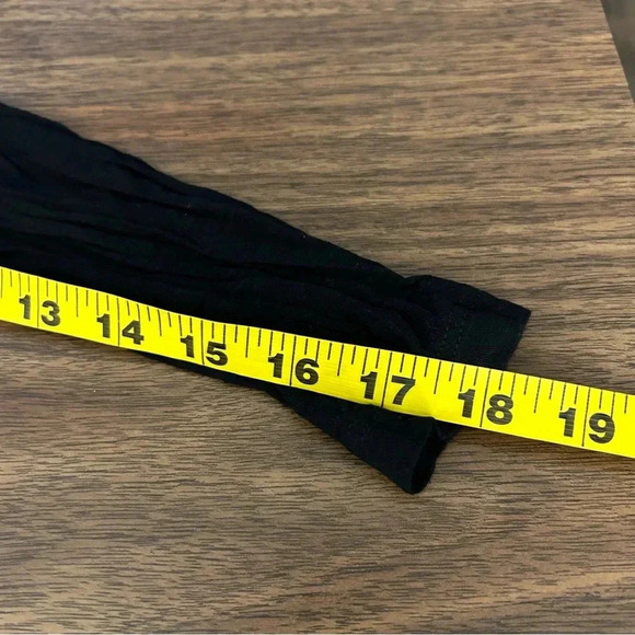 BCBGMaxAzria top  M - Picture 11 of 11